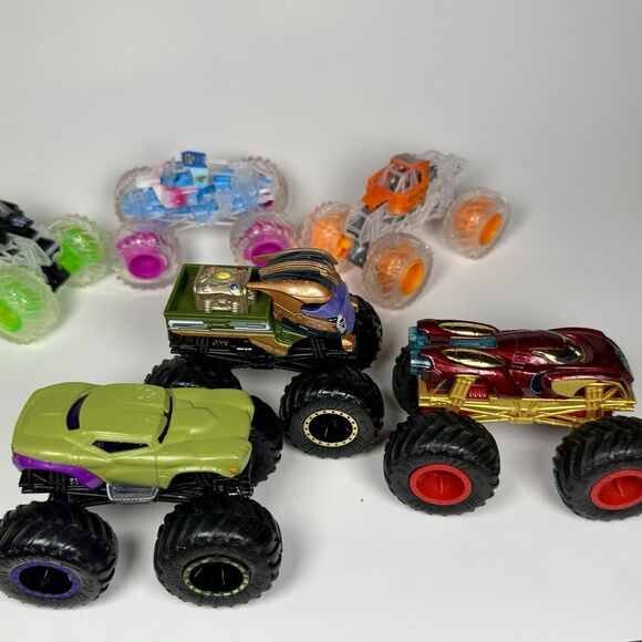 Hot Wheels Monster Jam Truck Marvel Avengers Iron Man Thanos Hulk 1:64 Lot of 3 - Picture 5 of 6